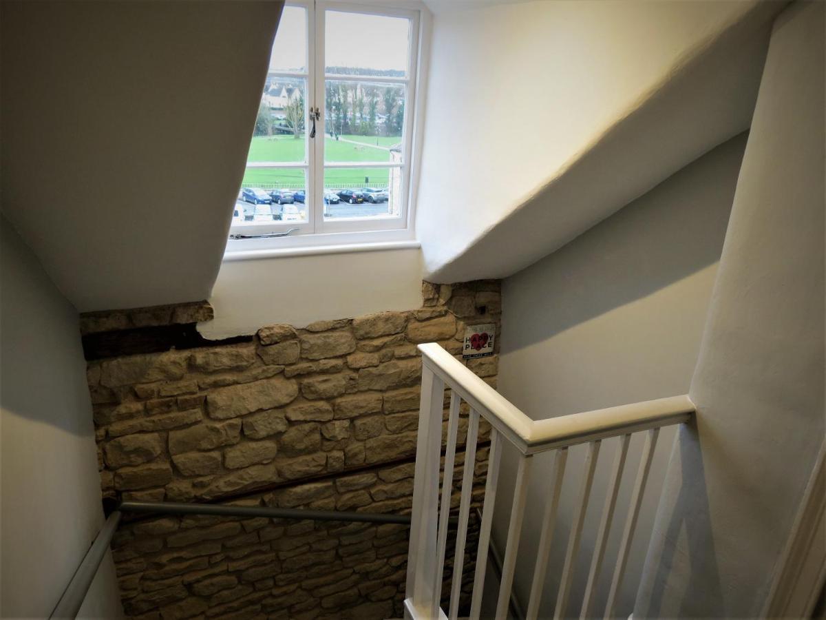 No1 Town House Villa Stamford Exterior photo
